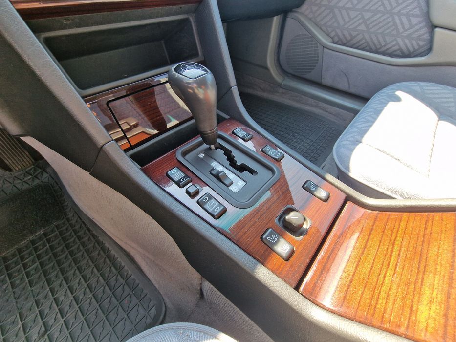 Mercedes C220 W202Masina de EpocaStare Originala 10/10-Acum si in Rate