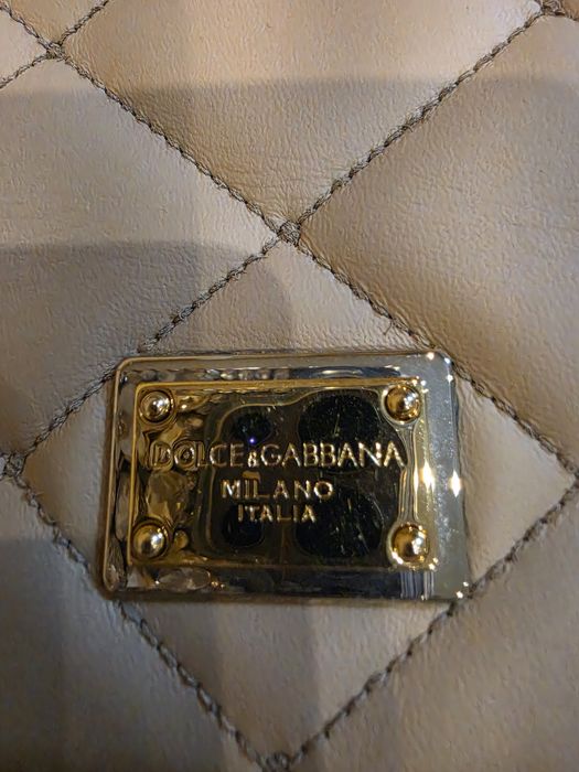 Дамска чанта на DOLCE  &  GABBANA