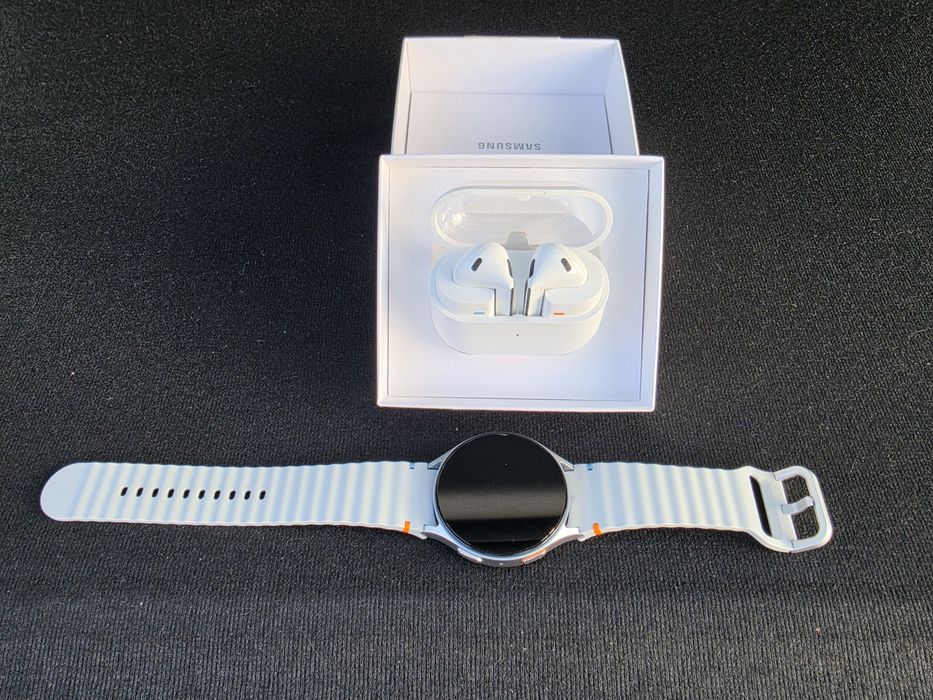Samsung Watch7 44" BTH + Samsung Buds3