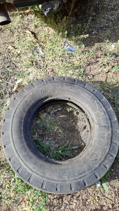Продам резину на с/х технику.