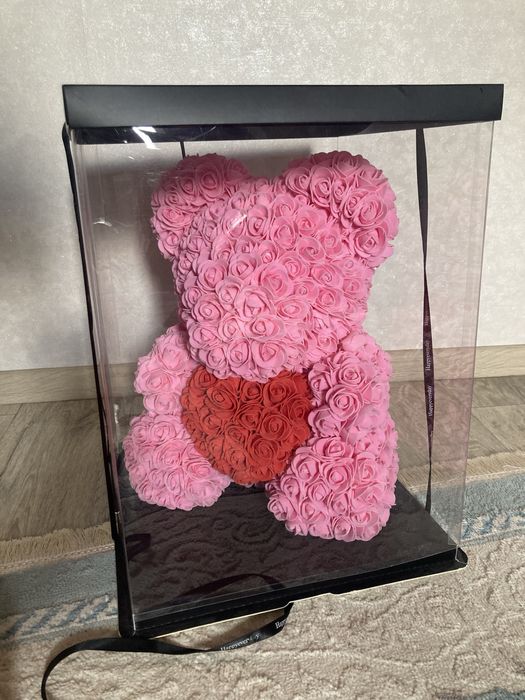 Продается мишка из розы