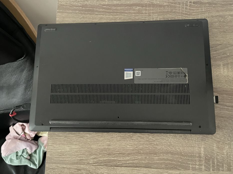 Laptop Lenovo ideea pad 16GB RAM 500GB ssd