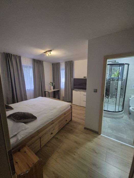 Închiriez cabana cu piscina interioara-Vila Teta Porumbacu de Sus