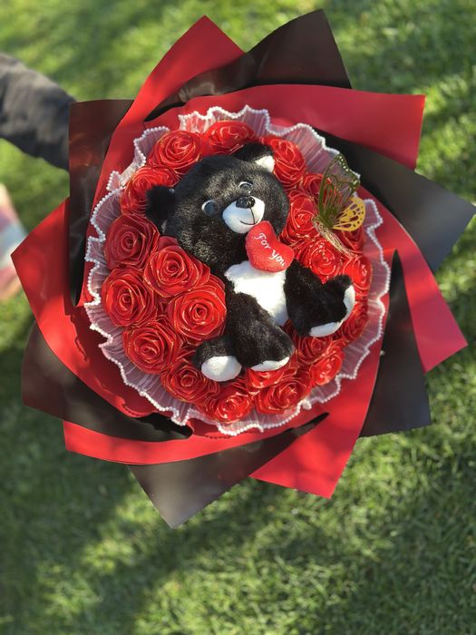 Buchet trandafiri din satin