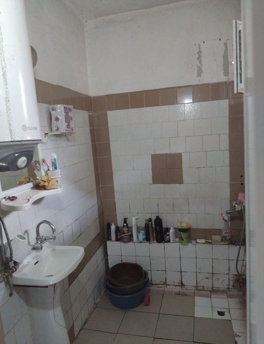 Продава етаж в с.Бистрица