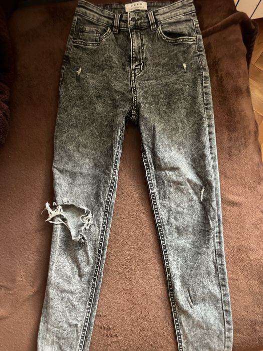 Скъсани дънки , цвят: сив