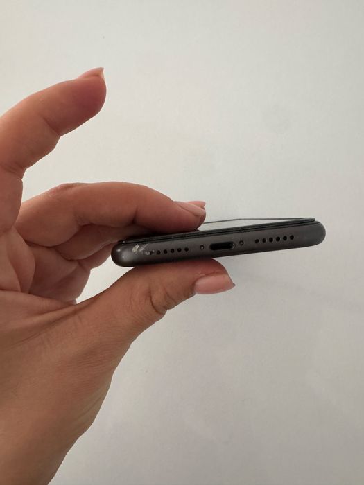 Iphone 11 128gb  черный продам
