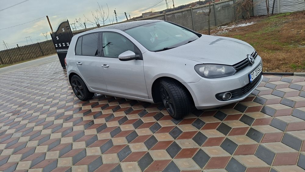 Vând Golf 6 1.6 An 2011