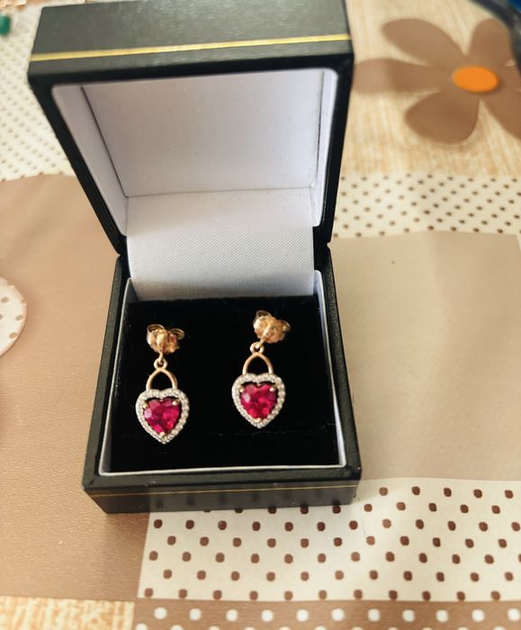 Красиви и женствени бижута