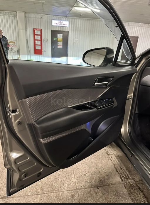 Автомобиль Toуota