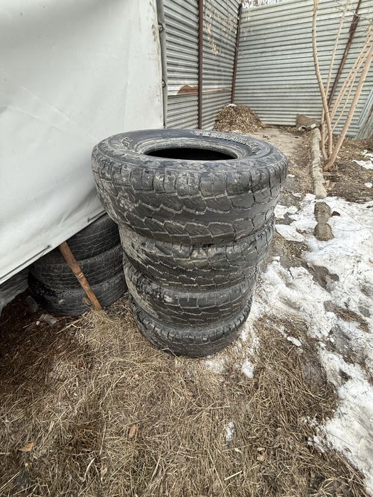 Продам шину 285/75/16