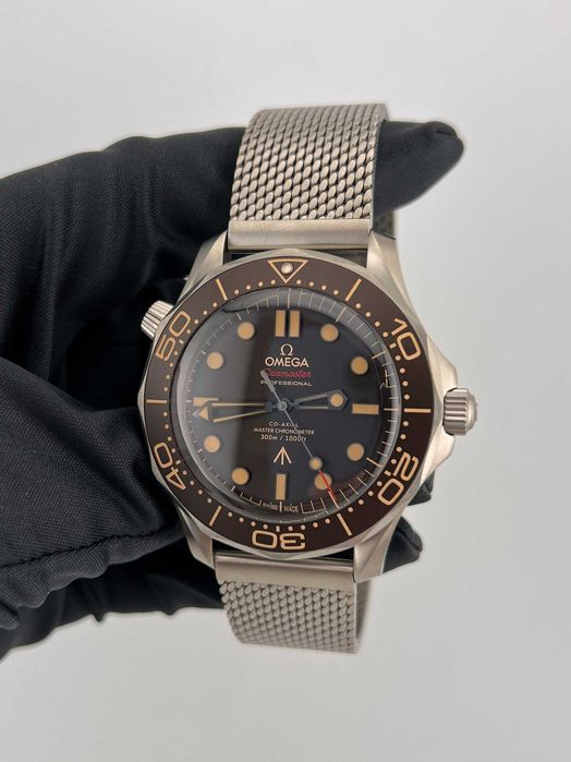 Наручные часы Omega Seamaster 007