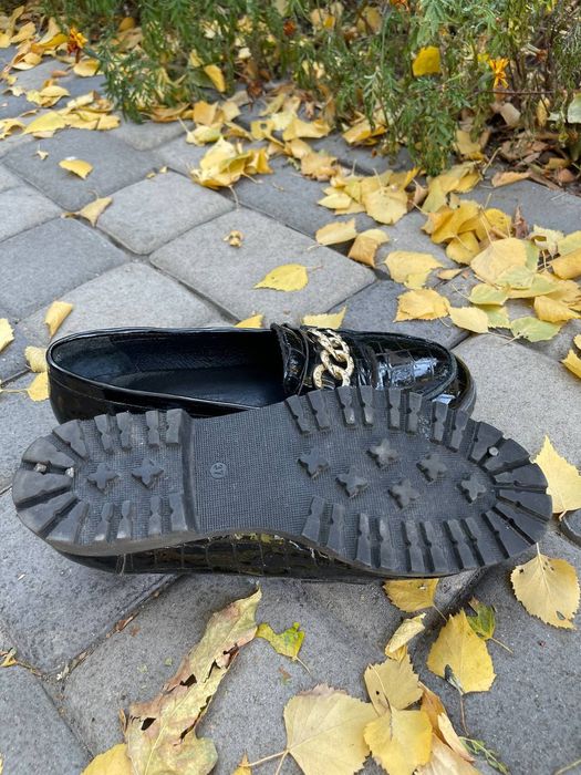 Продам туфли женские