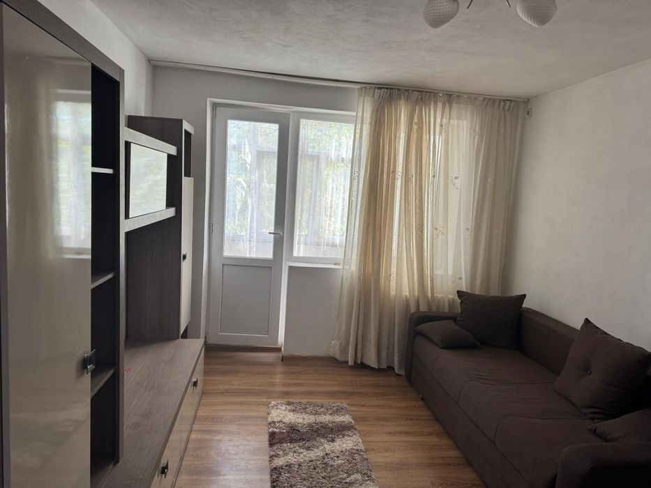 Vând apartament 2 camere