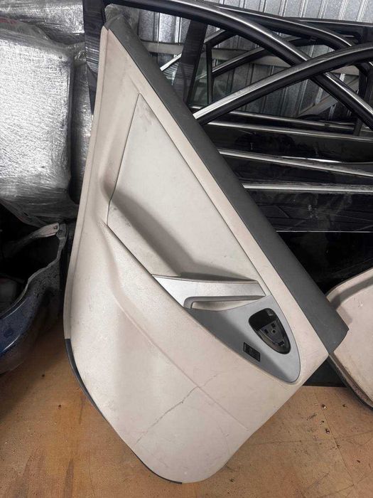 Обшивка двери, дверные карты Камри 40, 45