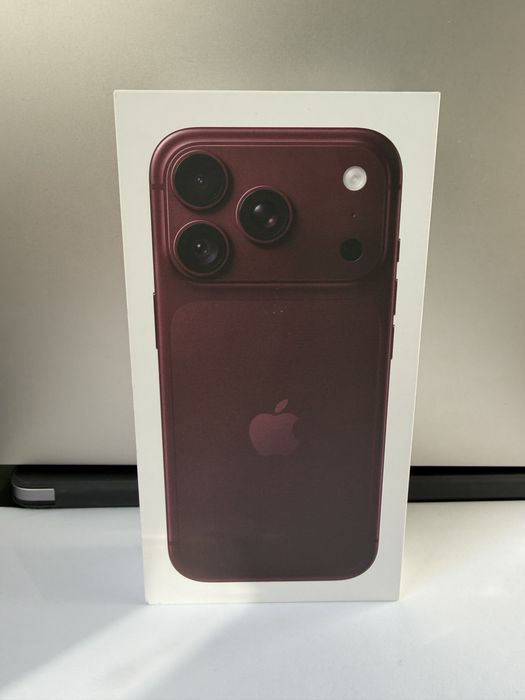 iPhone 18 Pro Burgundy 2TB -Нов!