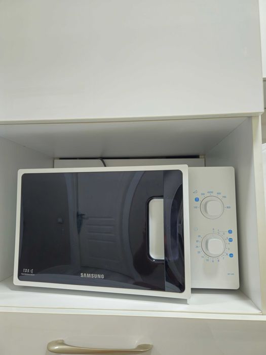 Микроволновая печь б/у