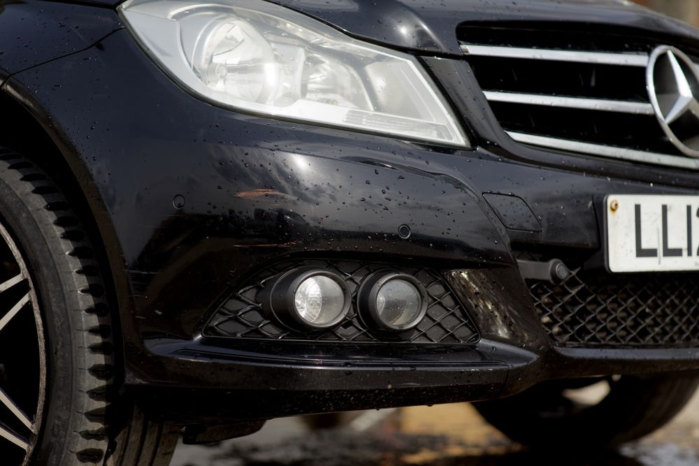 Bara fata Mercedes C W 204 facelift negru C197 volan scaun cotiera far