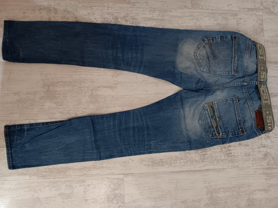 Детски дънки на Зара