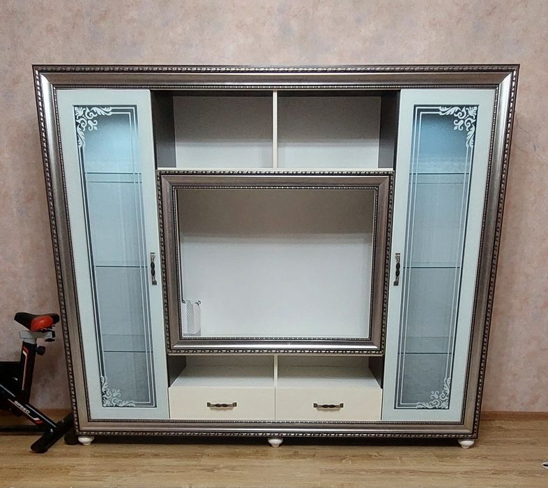 Сервант для посуды