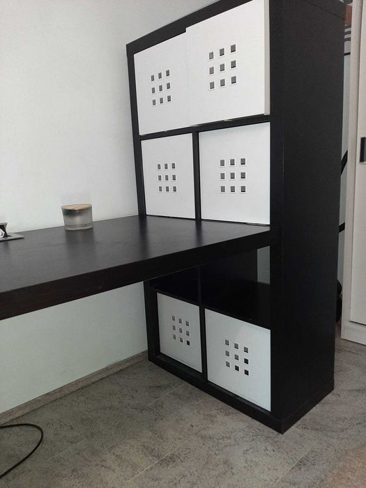 Birou Ikea cu etajera + scaun