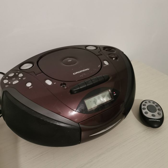 Radio casetofon Hitachi, Jvc, Grundig