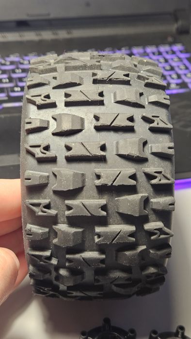 Set Roti Complete Louise RC MT-Pioneer 1/10