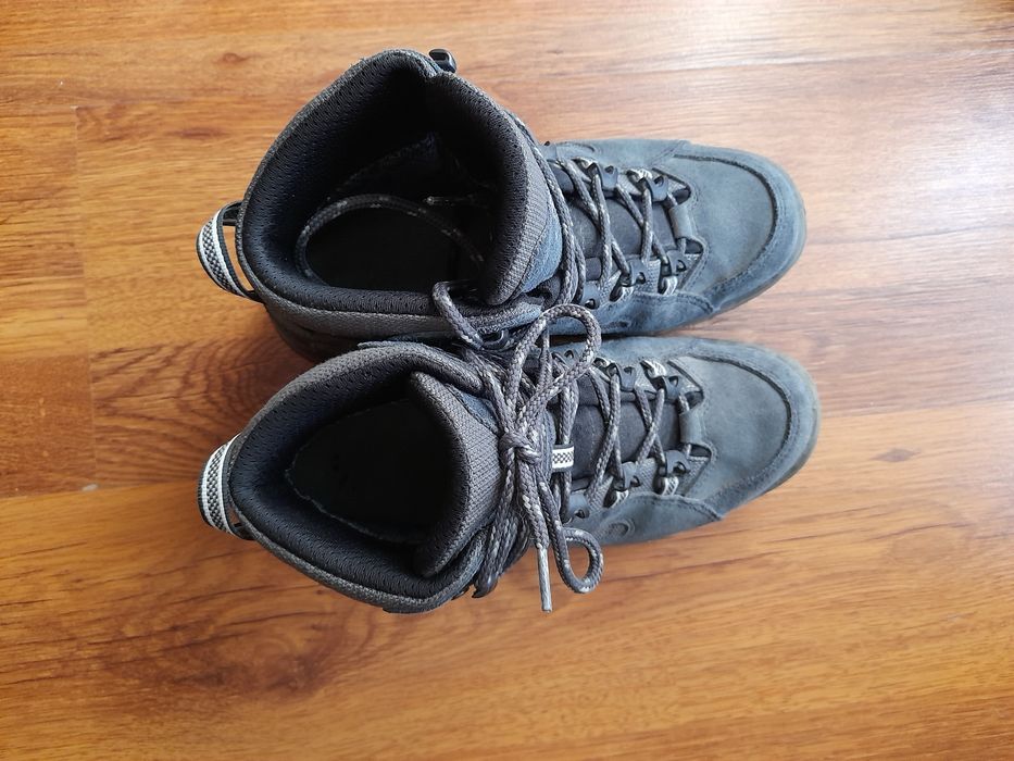 LOWA gore tex обувки 36 номер.