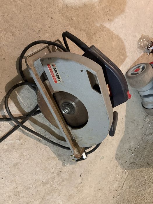 Прободен трион + ударна бормашина