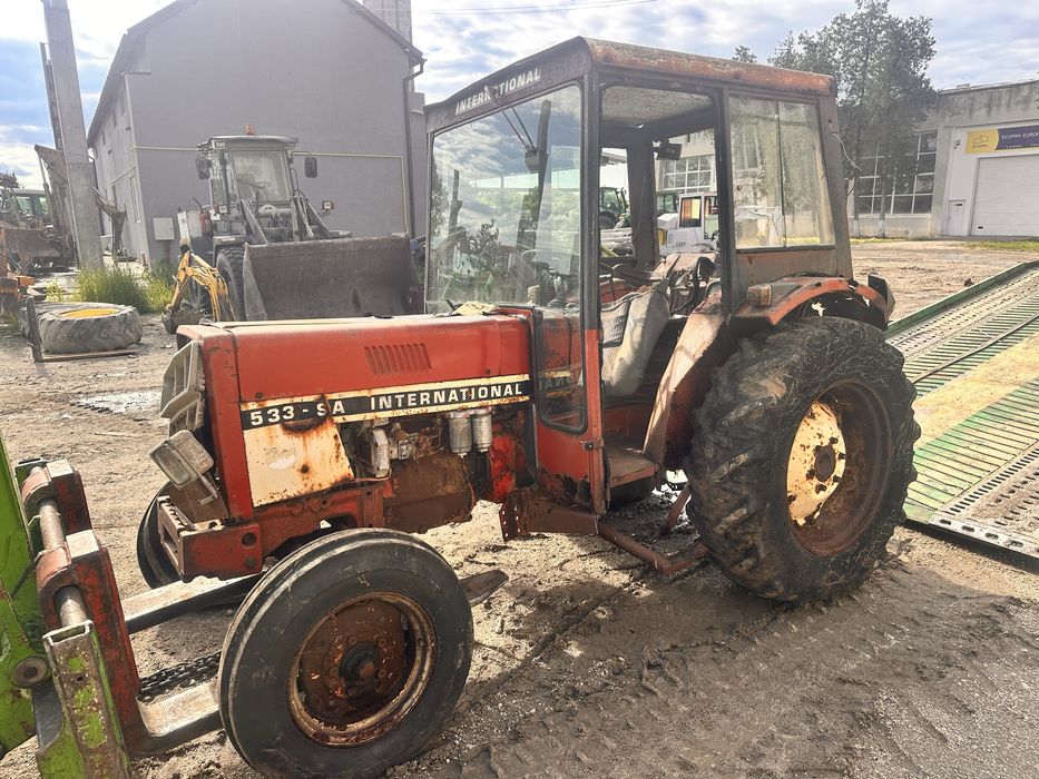 Dezmembrez Case International 745xl,644,744,844,533