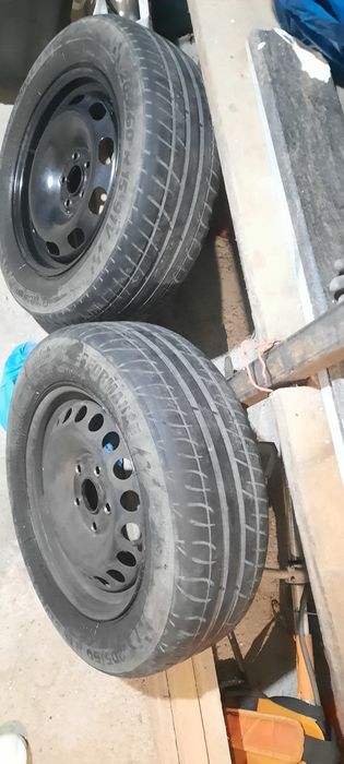 Se vând 2 jante 5x112 R15
