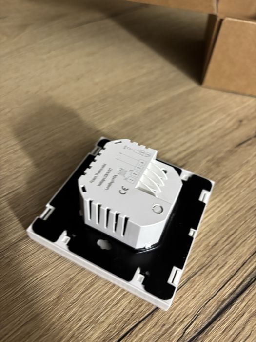 Termostat perete
