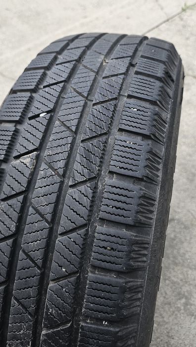 Anvelope de iarna 225 60 R17, 2 buc