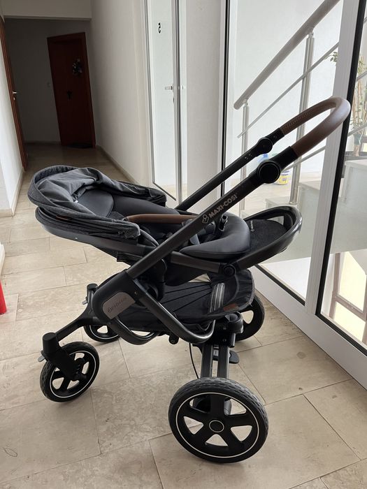 Maxi Cosi Nova 4 + кош за кола + Family fix