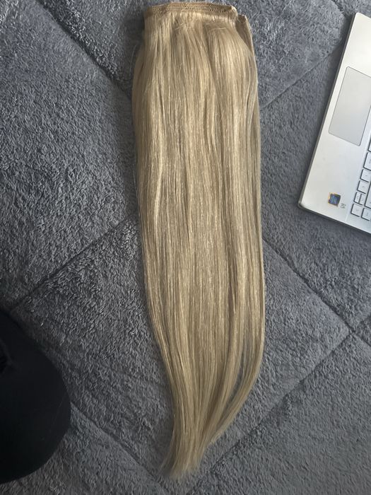 Естественна руса коса