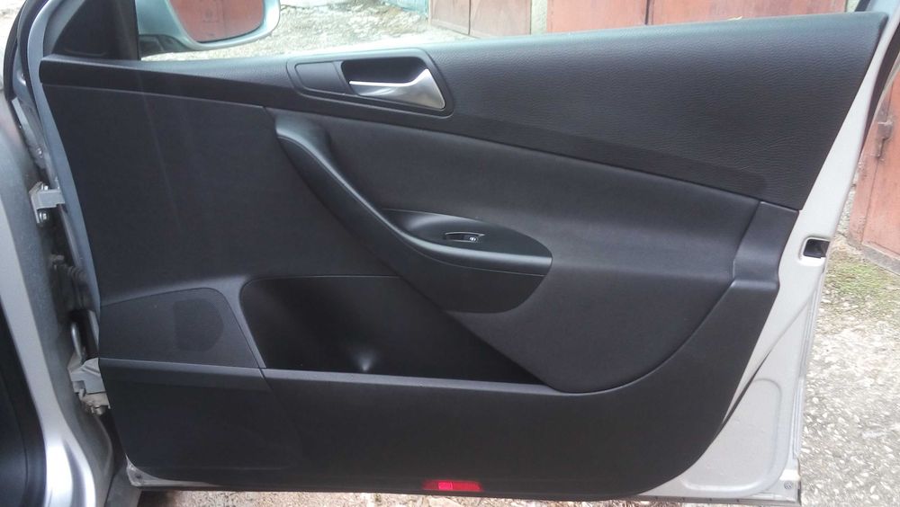 Продавам VW PASSAT