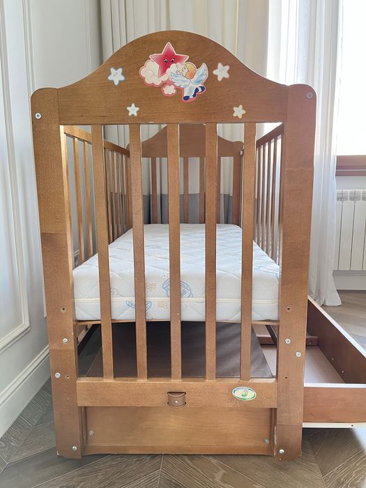 Детский  манеж (дерево)