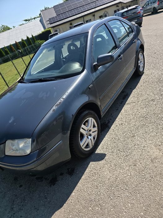 VOLKSWAGEN Bora 2000 — imagine 2