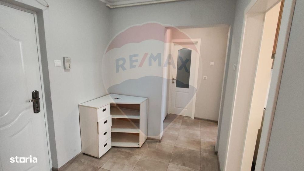 Apartament 2 camere de inchiriat,ultracentral, jud.Hunedoara
