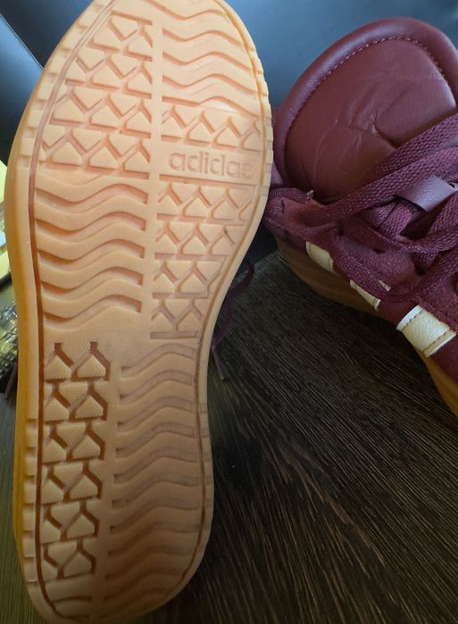 Маратонки Adidas