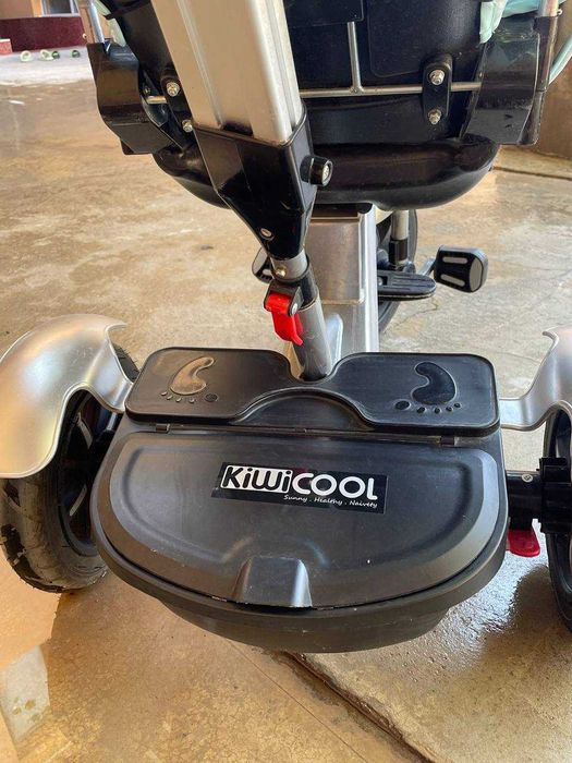 Трехколесный велосипед, коляска