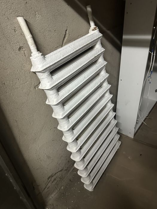 Чугунный батарея