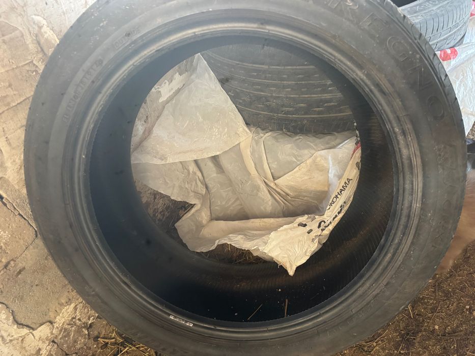 Автошины Летние б/у 245/45/18