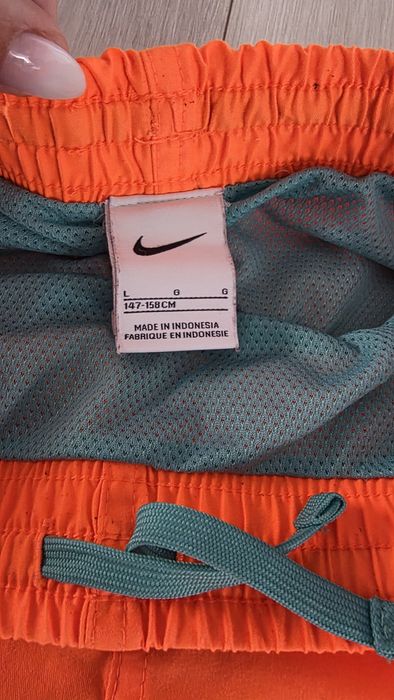 Къси панталони Nike L размер 147-158  см.
