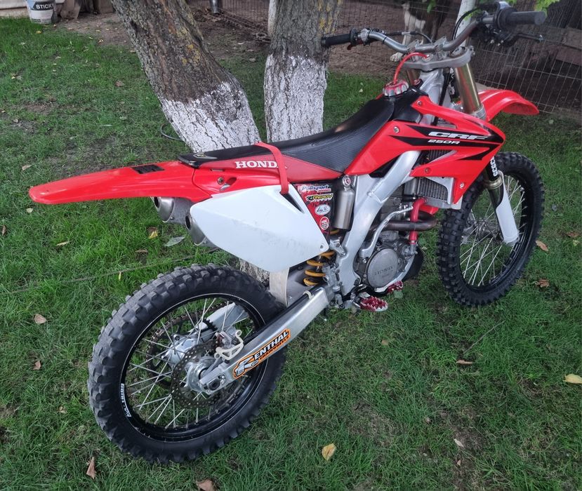 Honda CRF 250R – 4T – Stare foarte bună