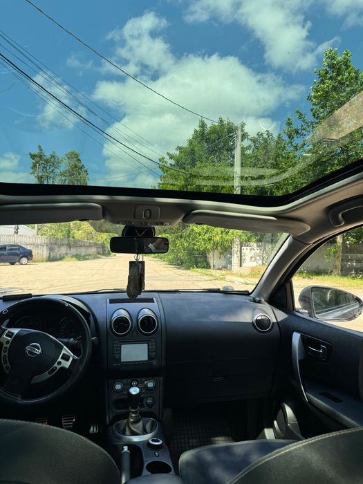 Vând Qashqai 4x4 +2