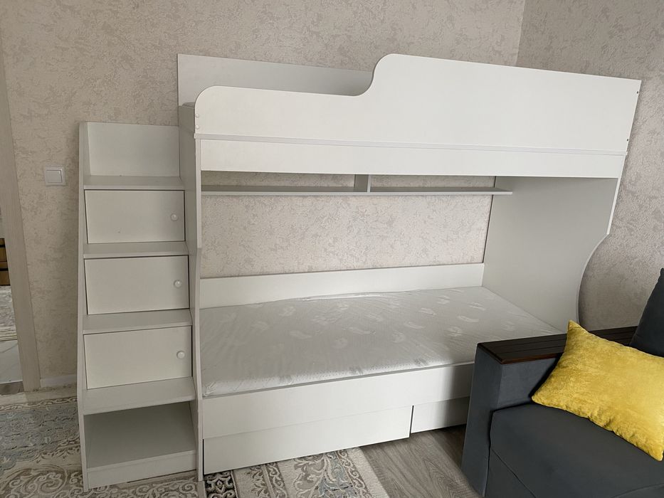 Двухярусная кровать детская