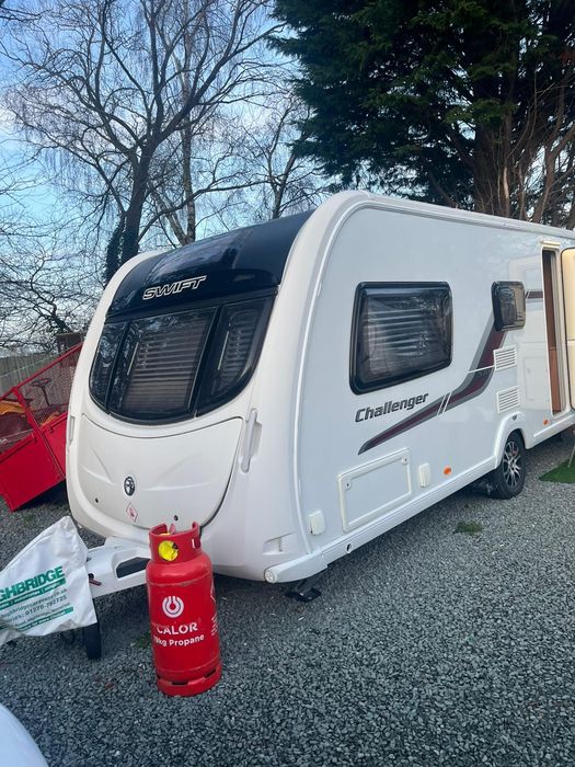 Каравана swift 2017 година