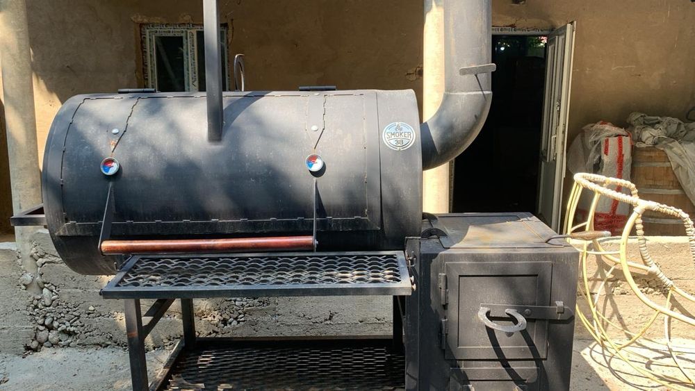 BBQ смокер на дровах, ручная работа