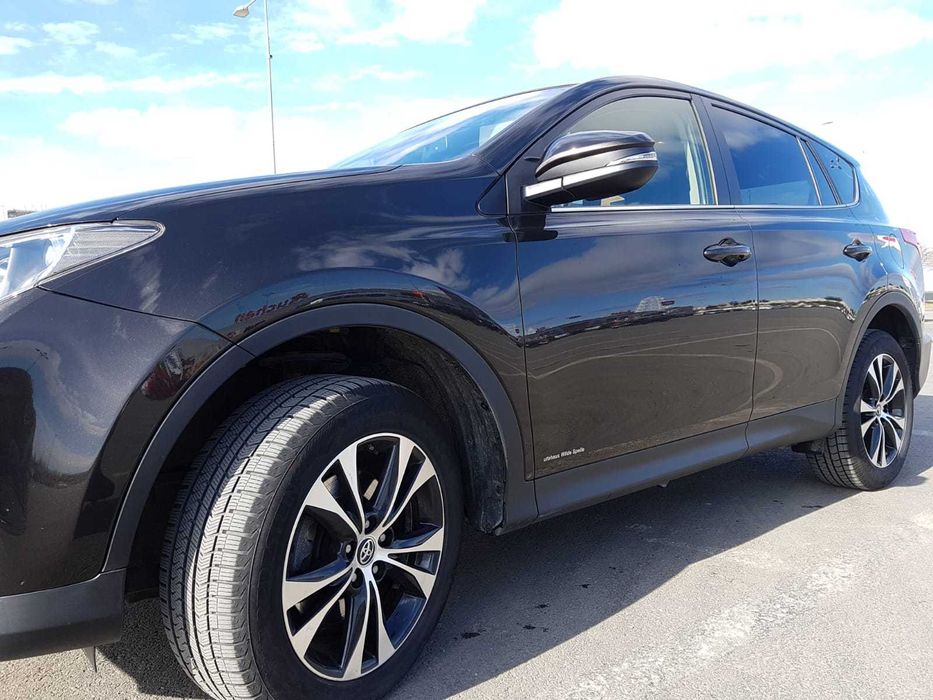 Toyota RAV4  4WD 2.2 D4D 2015 169mii km manuala 1100 ron impozit nou